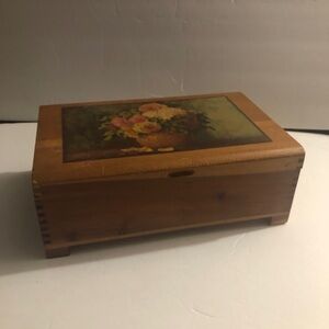 Vintage Brown Wooden Floral Jewelry Box